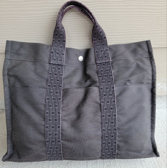 Hermes Gray and Black Tote Bag - Picture 1 of 10